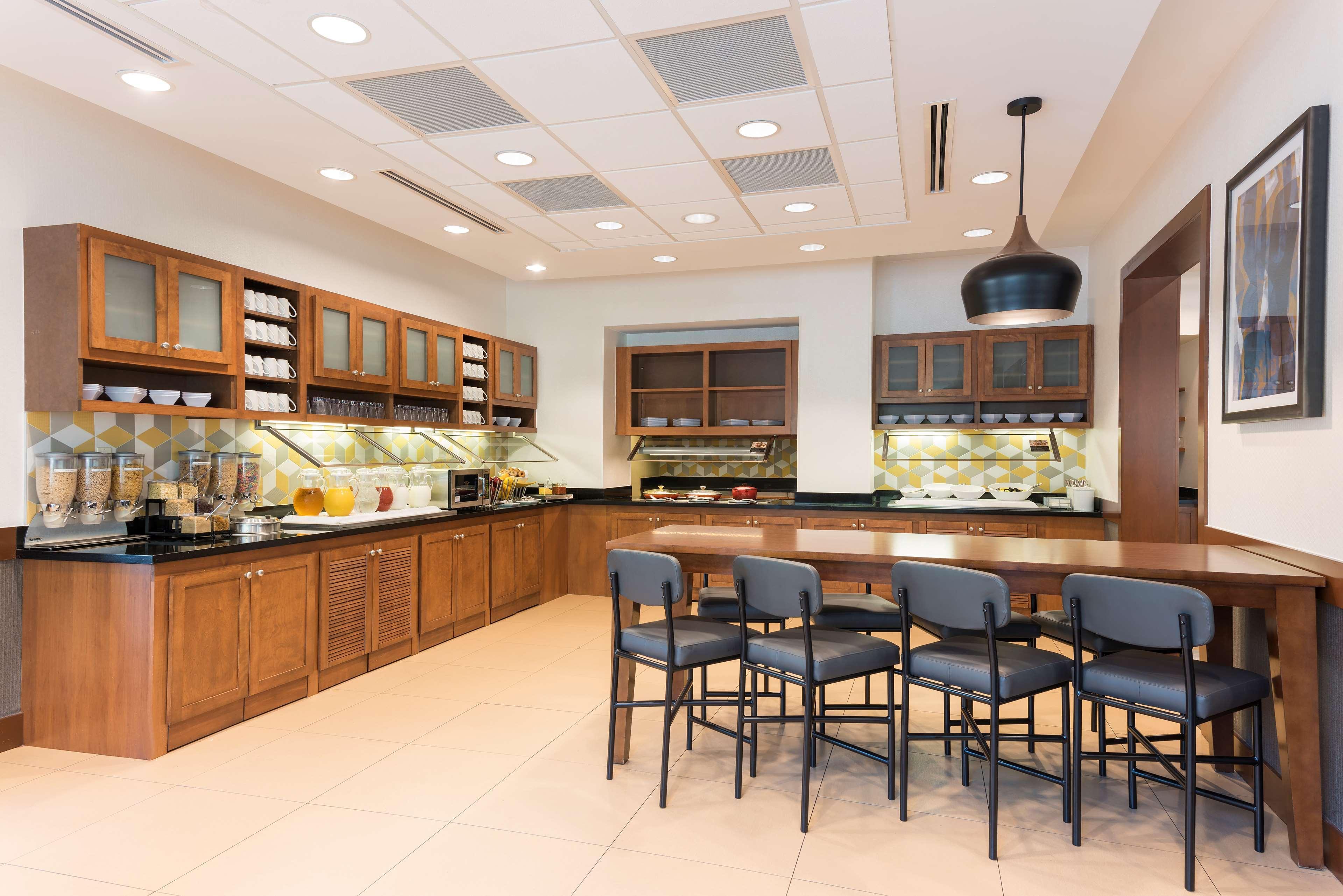 Hyatt Place Sarasota/Bradenton Экстерьер фото